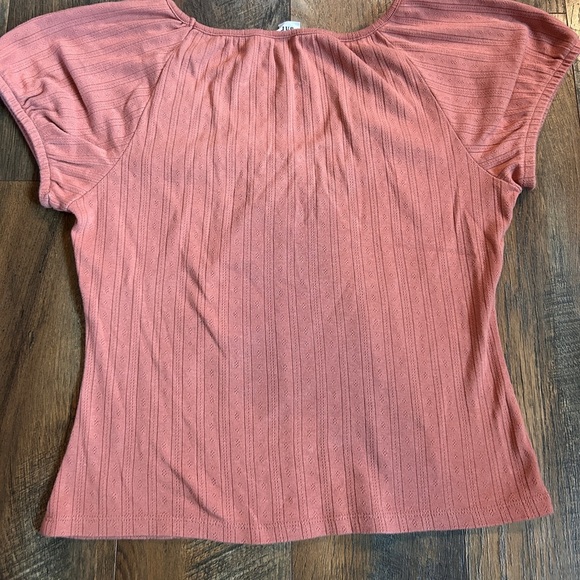 GAP Women's Pointelle V-Neck Tie Front Knit Top - Picture 5 of 9